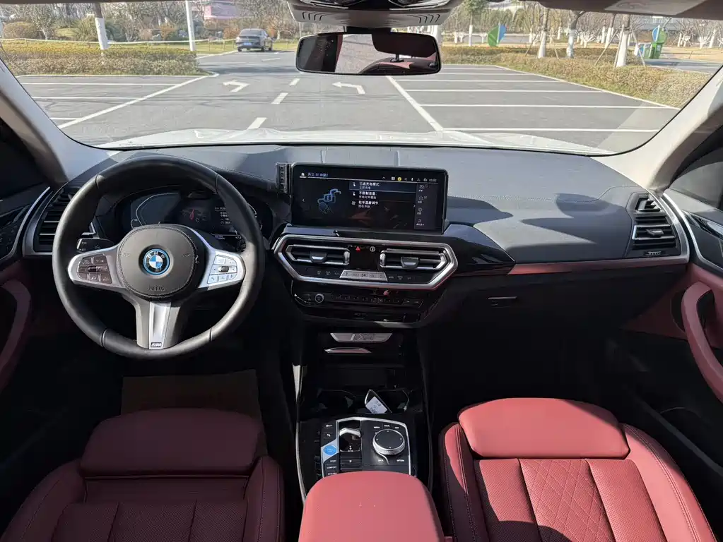 BMW BMW iX3 2024 Leading Edition 2025 - thumbnail 12