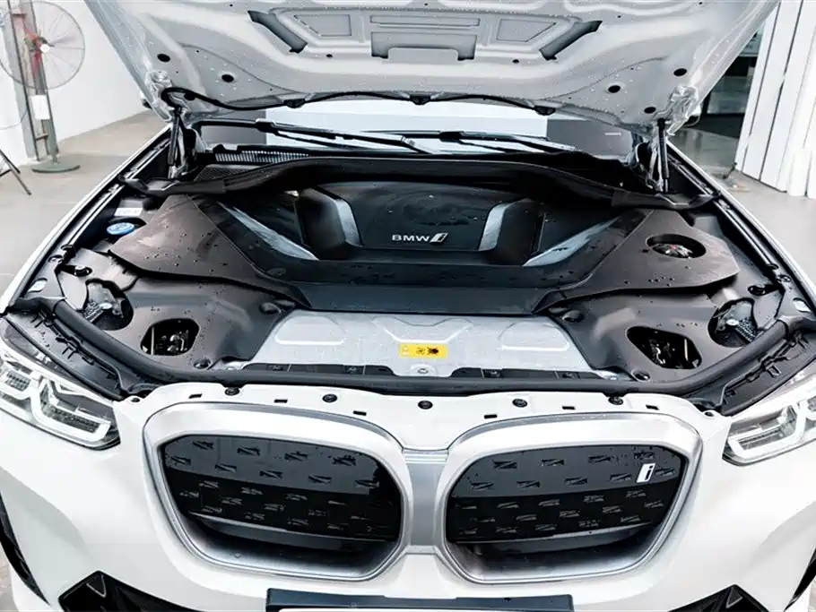BMW BMW iX3 2024 Leading Edition 2025 - thumbnail 25