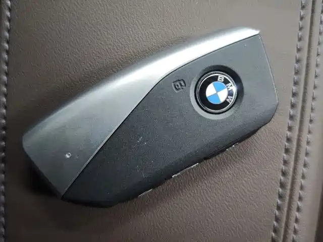 BMW BMW iX1 2025 eDrive25L X Design Package 2026 - thumbnail 16