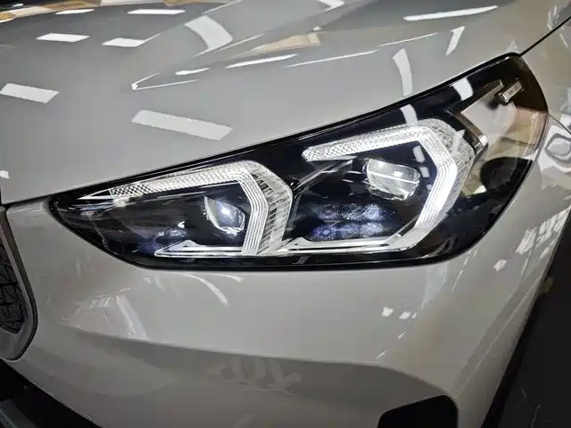 BMW BMW iX1 2025 eDrive25L X Design Package 2026 - thumbnail 17