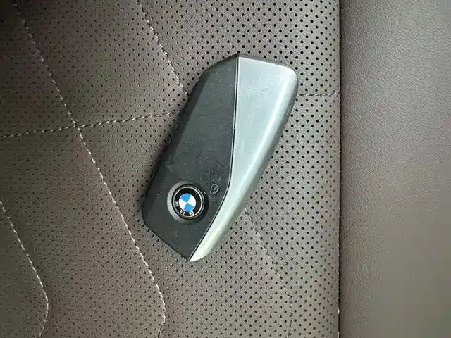 BMW BMW iX1 2025 eDrive25L X Design Package 2025 - thumbnail 18