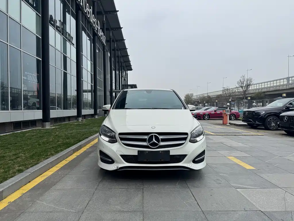 Mercedes-Benz Mercedes-Benz B-Class 2016 B 180 2016 - thumbnail 2