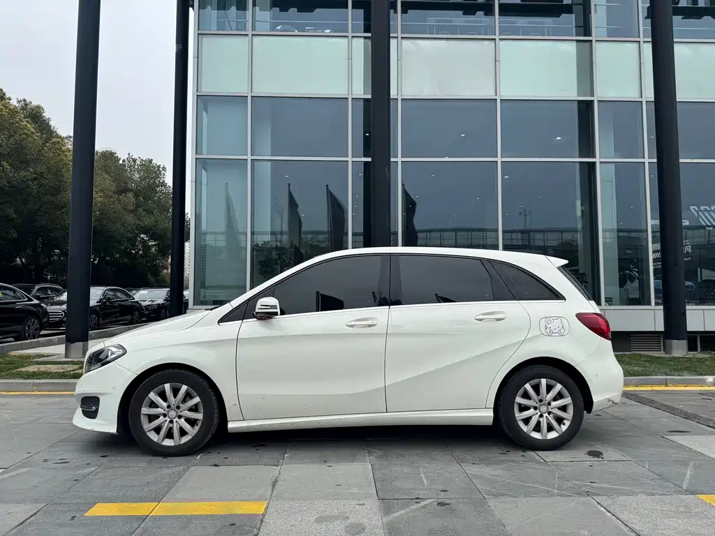 Mercedes-Benz Mercedes-Benz B-Class 2016 B 180 2016 - thumbnail 4