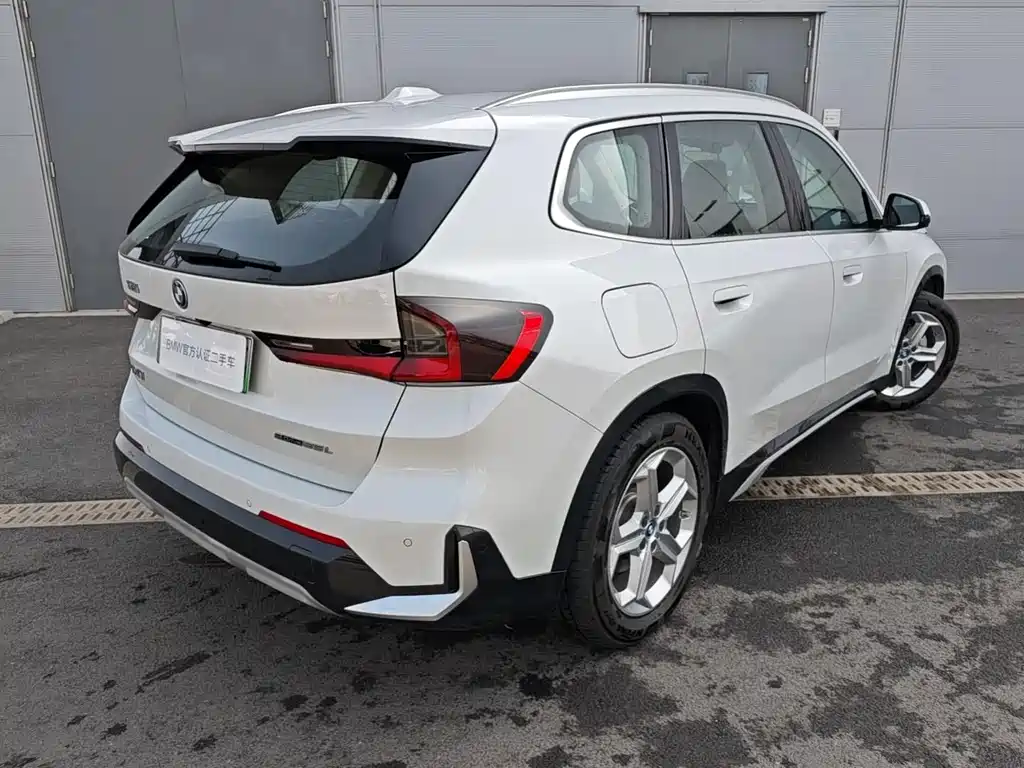 BMW BMW iX1 2025 eDrive25L X Design Package 2025 - thumbnail 4