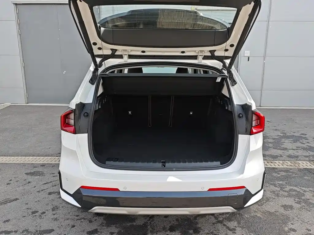 BMW BMW iX1 2025 eDrive25L X Design Package 2025 - thumbnail 11