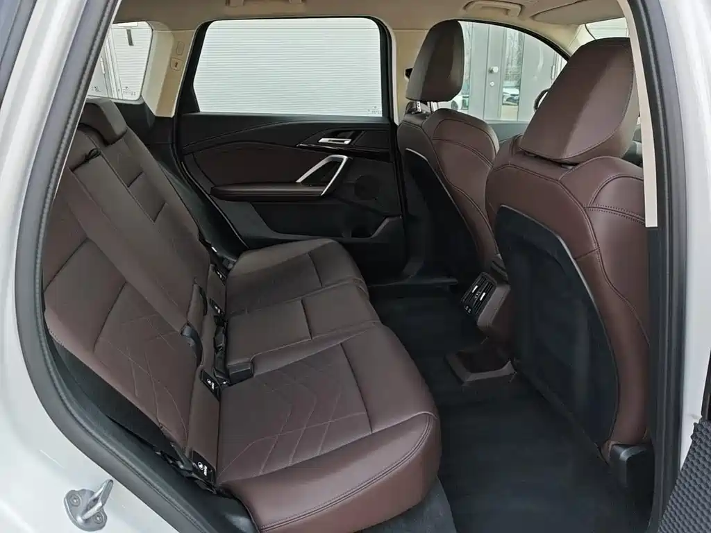 BMW BMW iX1 2025 eDrive25L X Design Package 2025 - thumbnail 17