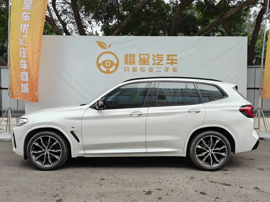 BMW BMW X3 2022 facelift xDrive30i Luxury Line M Night Package 2022 - thumbnail 4