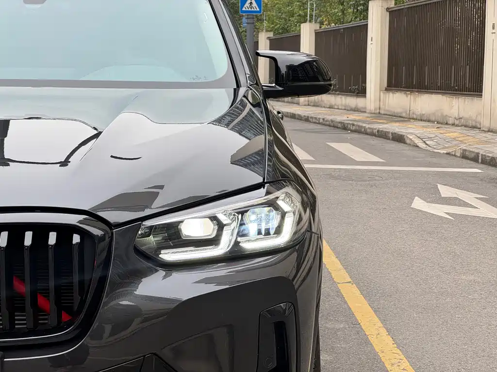 BMW BMW X3 2022 xDrive25i M Sport Package 2022 - thumbnail 4