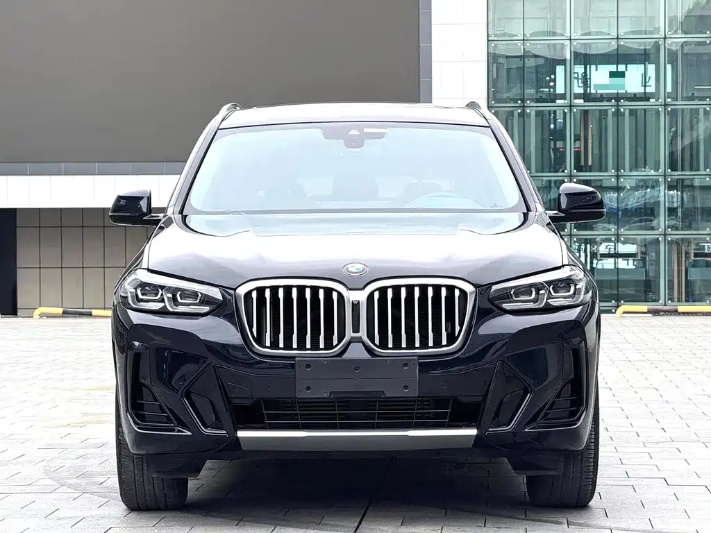 BMW BMW X3 2022 xDrive25i M Sport Package 2022 - thumbnail 2