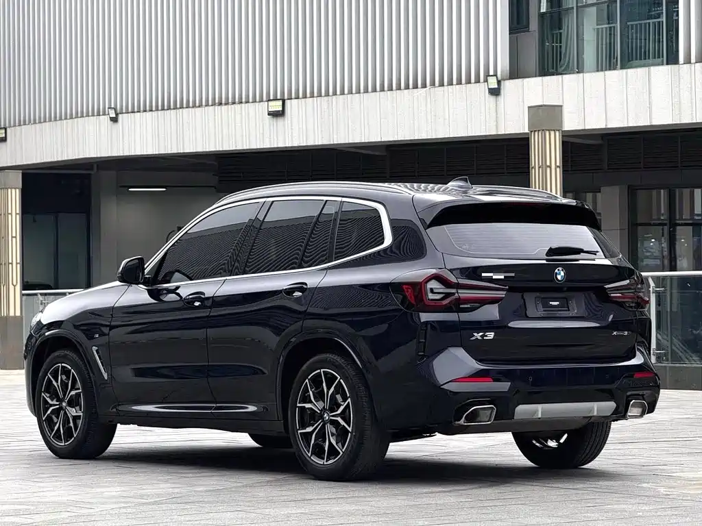 BMW BMW X3 2022 xDrive25i M Sport Package 2022 - thumbnail 6