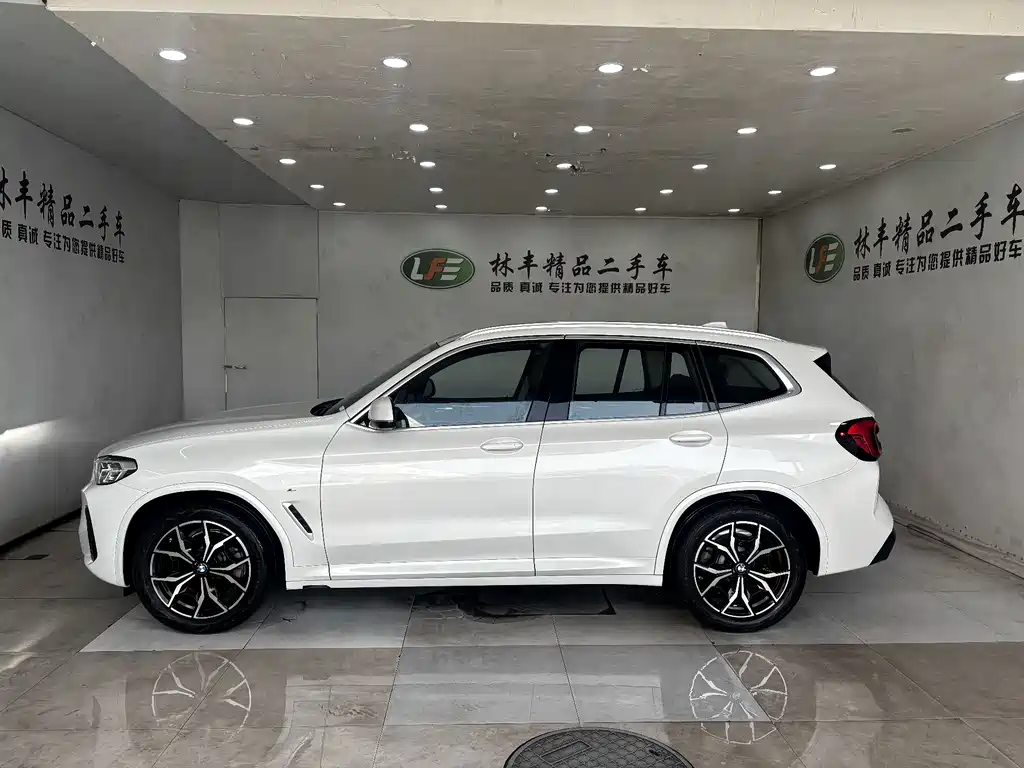 BMW BMW X3 2023 xDrive25i M Sport Package 2025 - thumbnail 4