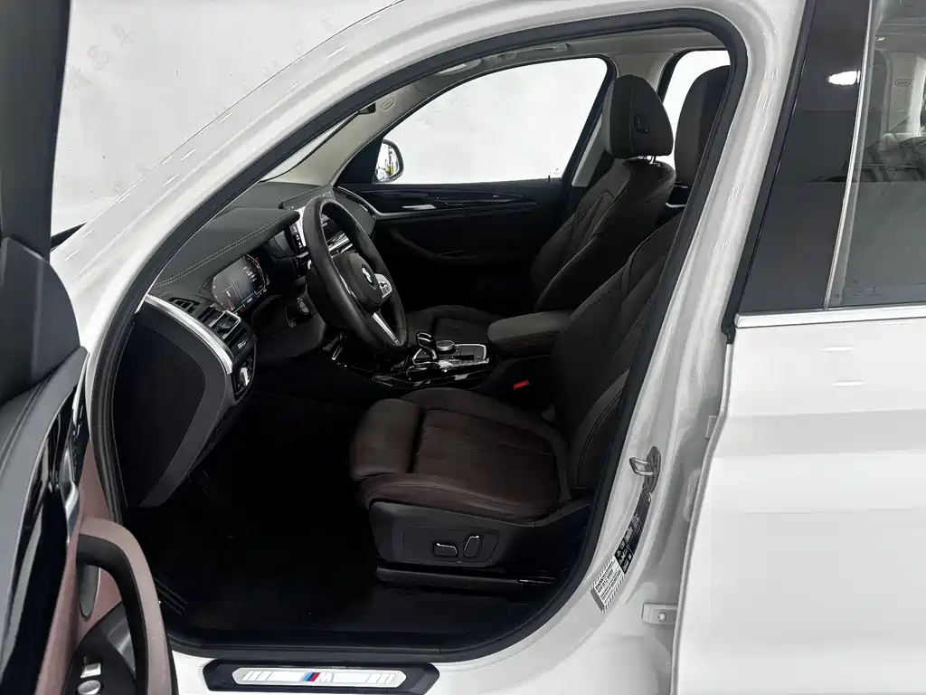BMW BMW X3 2023 xDrive25i M Sport Package 2025 - thumbnail 11