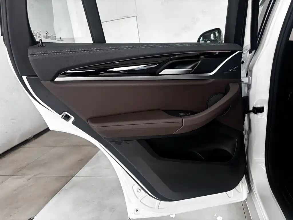 BMW BMW X3 2023 xDrive25i M Sport Package 2025 - thumbnail 21