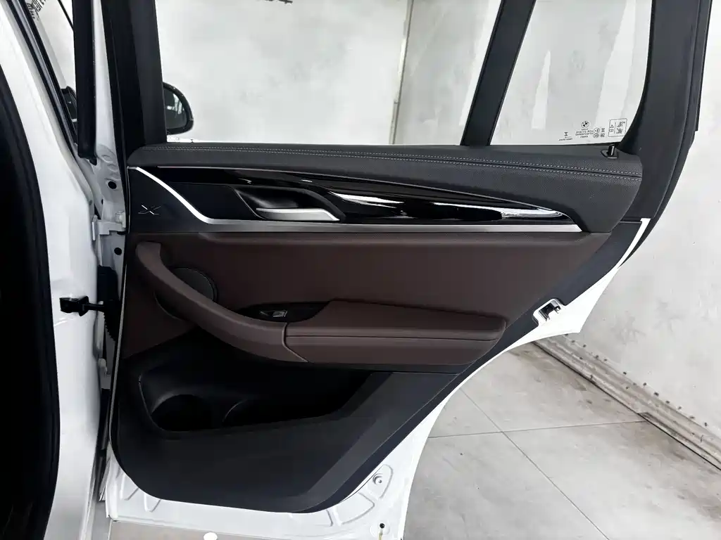 BMW BMW X3 2023 xDrive25i M Sport Package 2025 - thumbnail 23