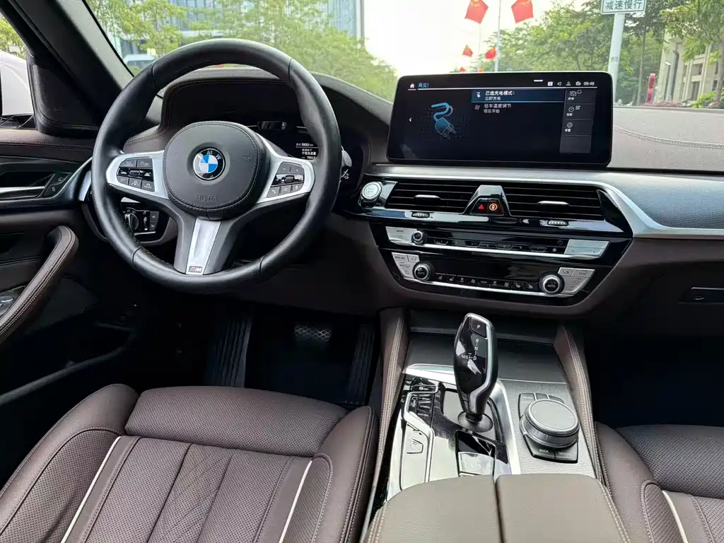 BMW BMW 5 Series New Energy 2021 Model 535Le Pioneer Edition M Sport Package 2021 - thumbnail 9