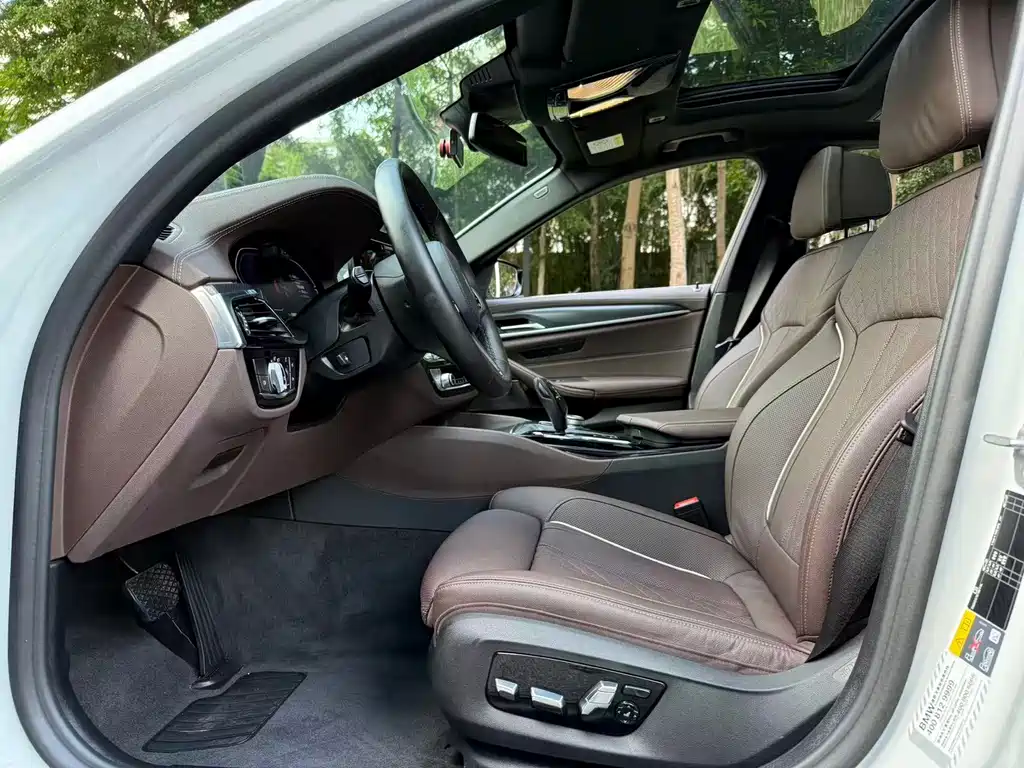BMW BMW 5 Series New Energy 2021 Model 535Le Pioneer Edition M Sport Package 2021 - thumbnail 16