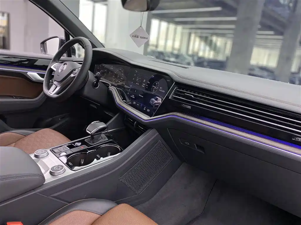 Volkswagen Volkswagen Touareg 2019 3.0TSI R-Line Edition China VI 2020 - thumbnail 10