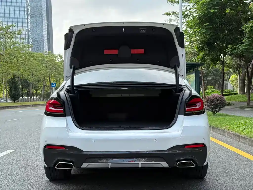 BMW BMW 5 Series New Energy 2021 Model 535Le Pioneer Edition M Sport Package 2021 - thumbnail 21