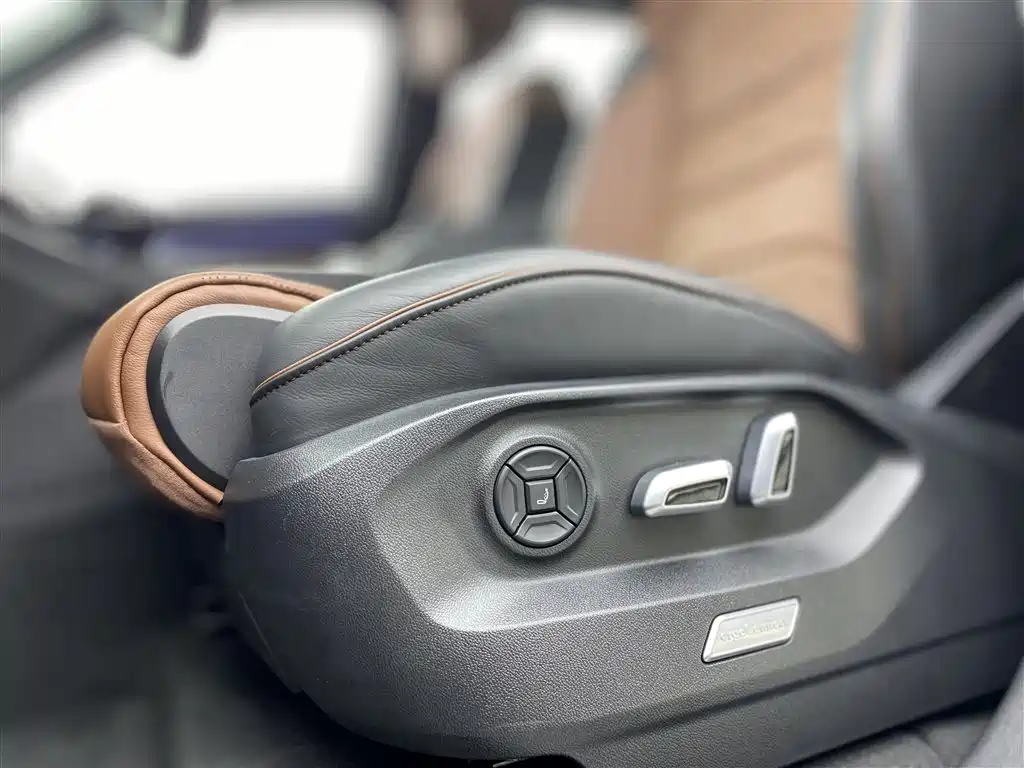 Volkswagen Volkswagen Touareg 2019 3.0TSI R-Line Edition China VI 2020 - thumbnail 23