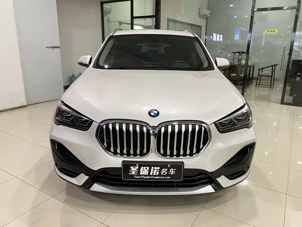 BMW BMW X1 2022 sDrive25Li Leading Edition 2022 - thumbnail 2