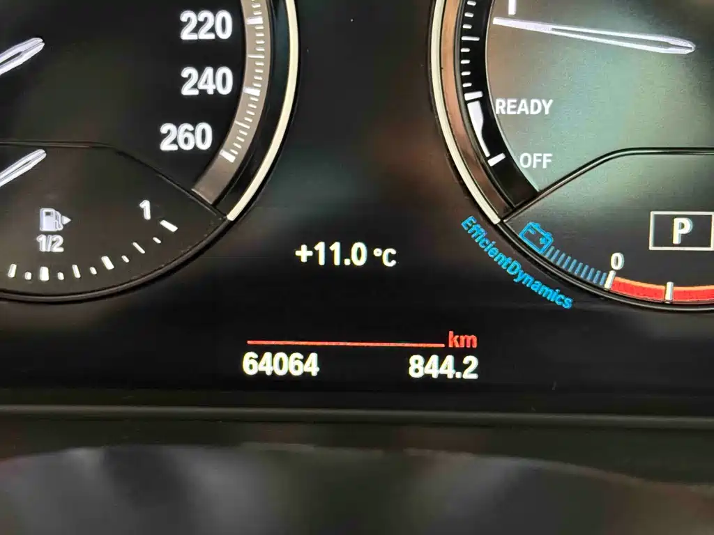 BMW BMW X1 xDrive25Li Premium Model Year 2022 Facelift 2021 - thumbnail 12