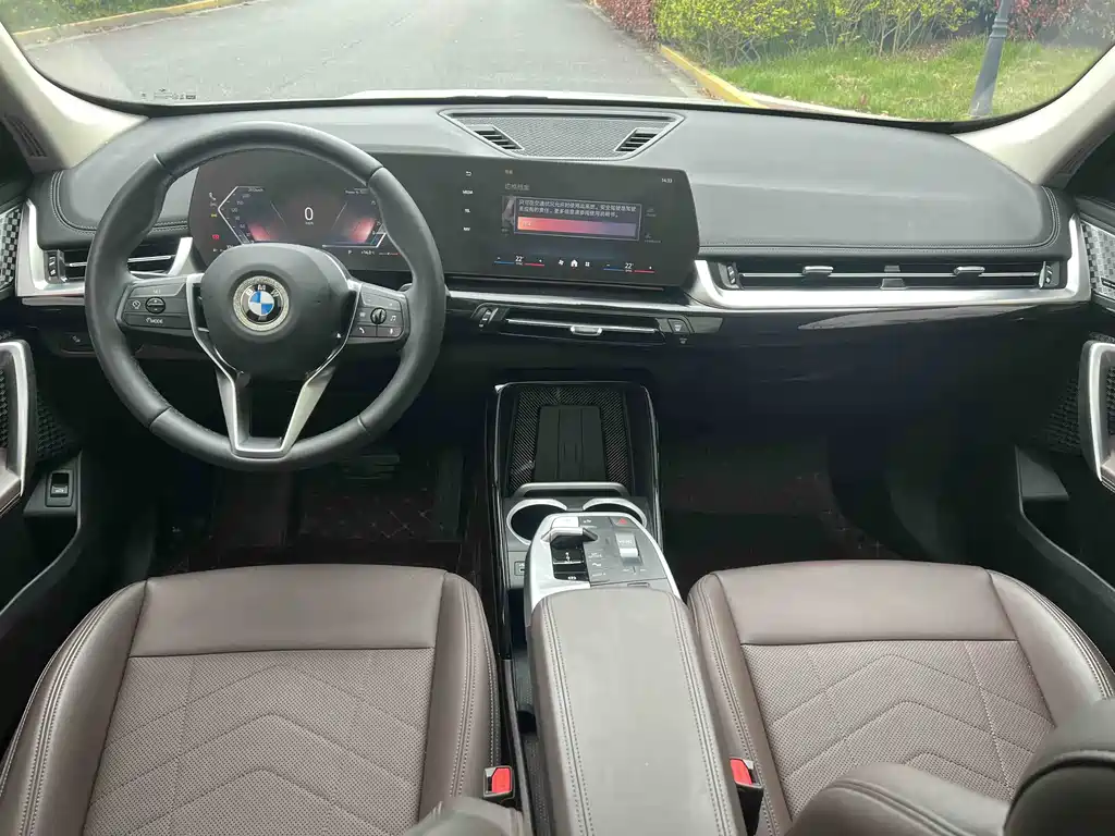 BMW BMW X1 2023 xDrive25Li X Design Package 2024 - thumbnail 5