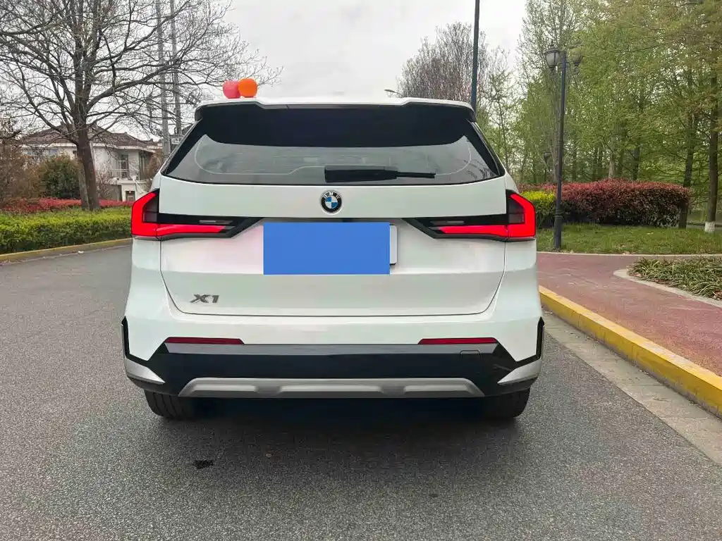 BMW BMW X1 2023 xDrive25Li X Design Package 2024 - thumbnail 10