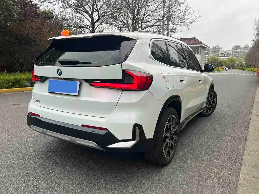 BMW BMW X1 2023 xDrive25Li X Design Package 2024 - thumbnail 11