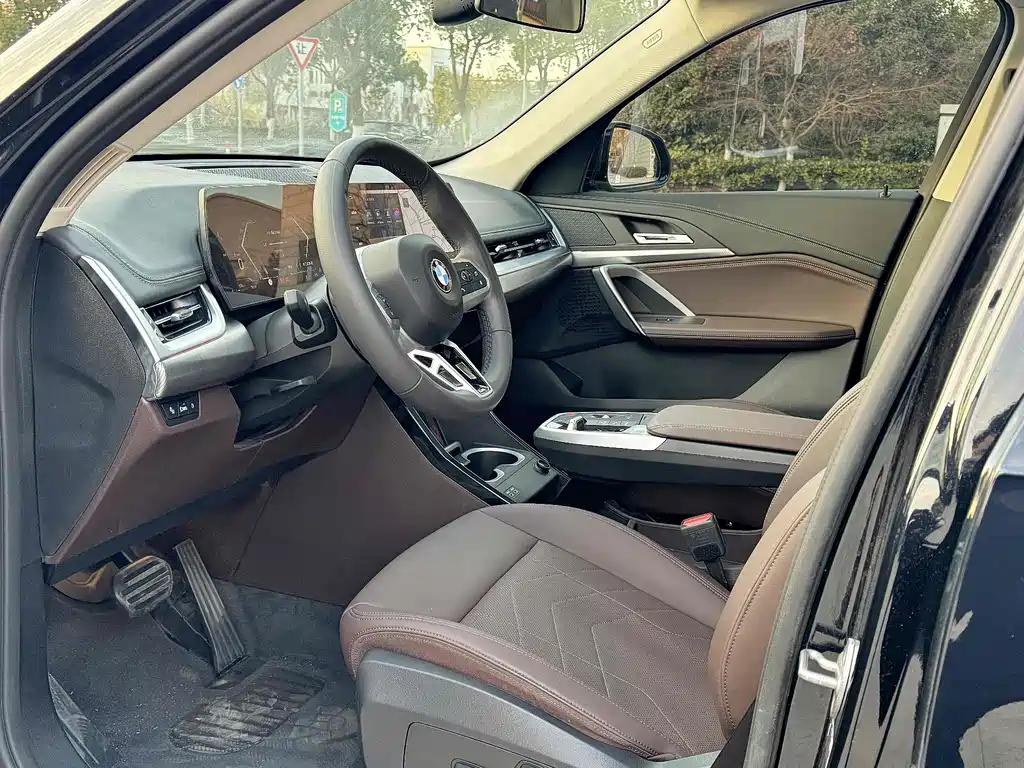 BMW BMW X1 2023 sDrive25Li M Sport Package 2023 - thumbnail 7