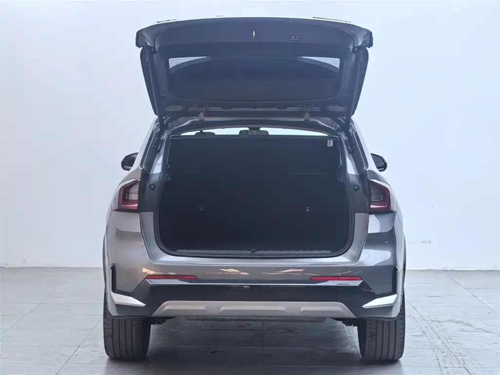BMW BMW X1 2023 xDrive25Li X Design Package 2024 - thumbnail 7