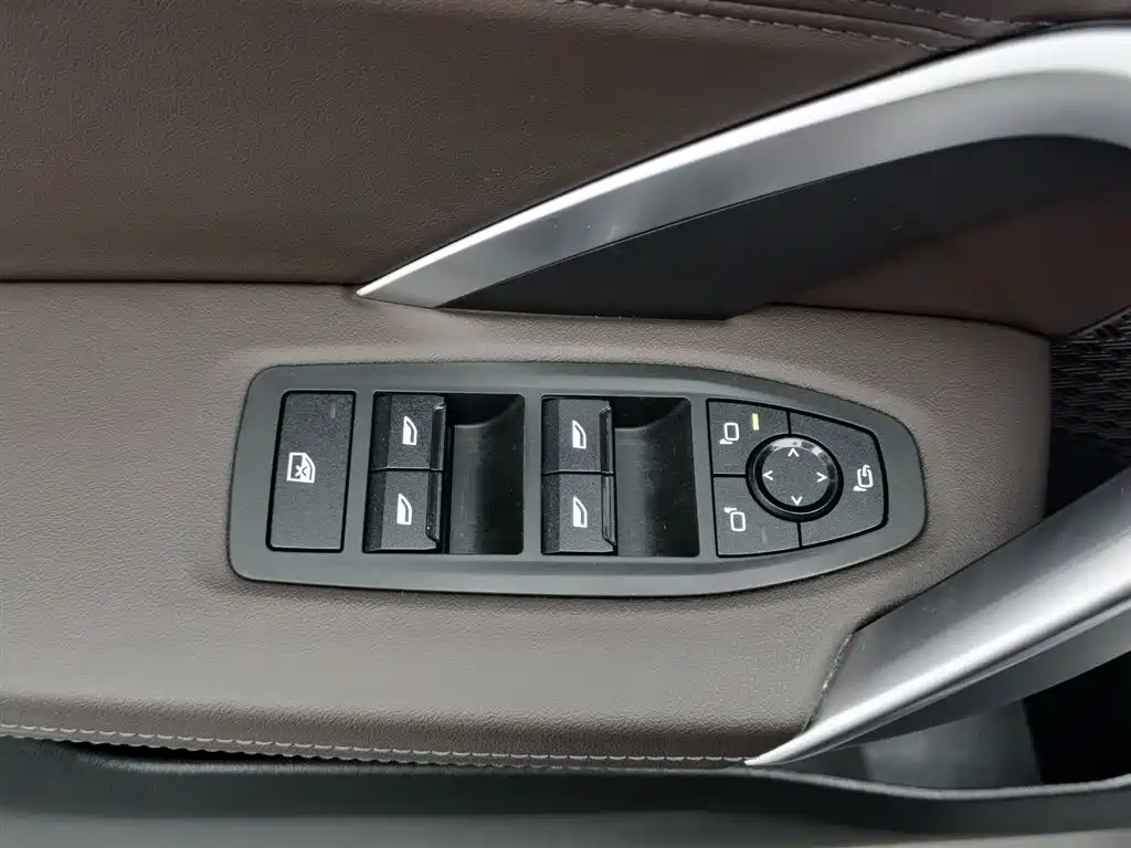 BMW BMW X1 2023 sDrive25Li M Sport Package 2024 - thumbnail 9