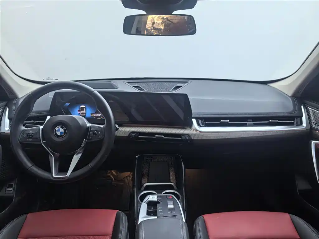 BMW BMW X1 2023 xDrive25Li X Design Package 2024 - thumbnail 17