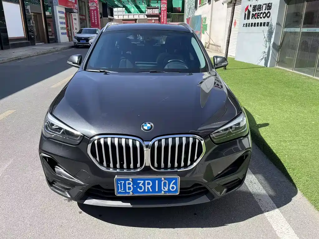 BMW BMW X1 2022 sDrive25Li Leading Edition 2022 - thumbnail 2