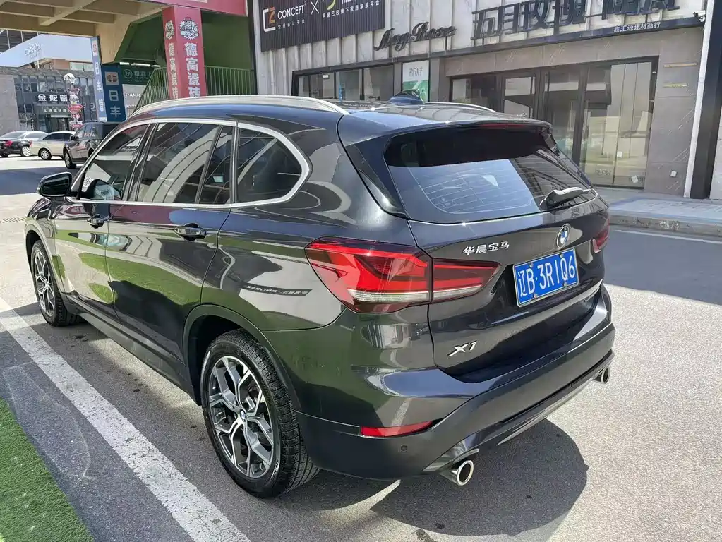 BMW BMW X1 2022 sDrive25Li Leading Edition 2022 - thumbnail 7