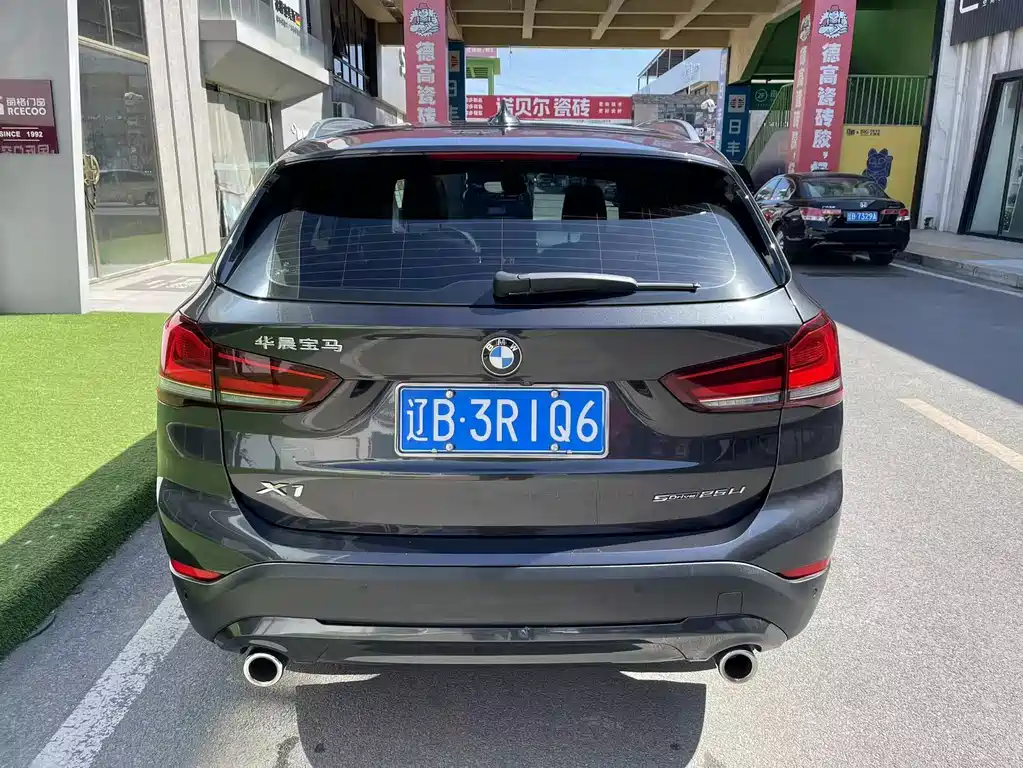 BMW BMW X1 2022 sDrive25Li Leading Edition 2022 - thumbnail 8