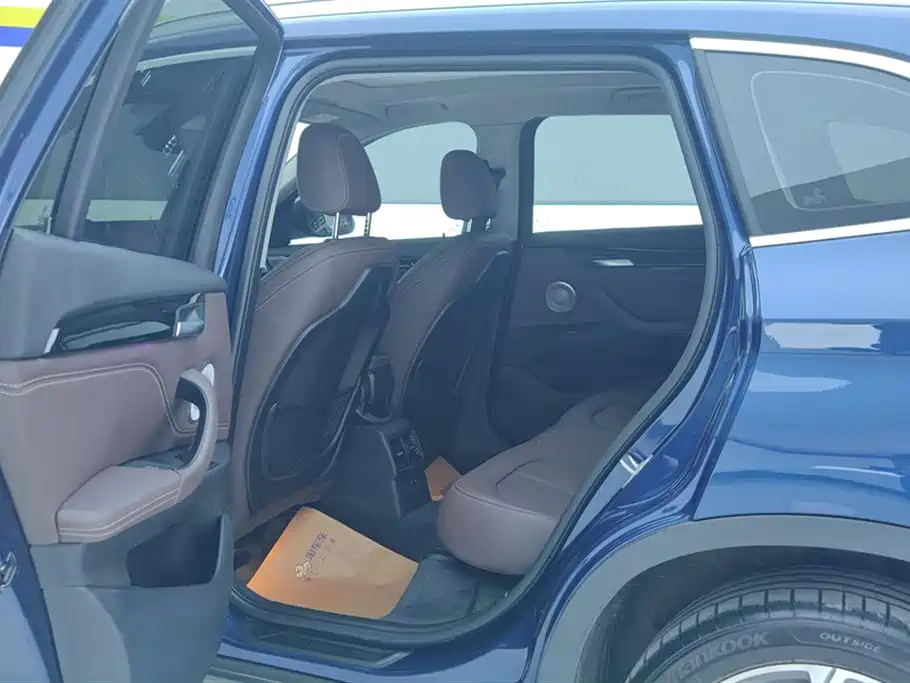 BMW BMW X1 2022 sDrive25Li Leading Edition 2022 - thumbnail 11