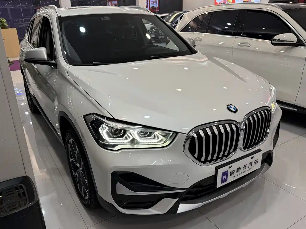 BMW BMW X1 2022 sDrive20Li Premium 2022 - thumbnail 4