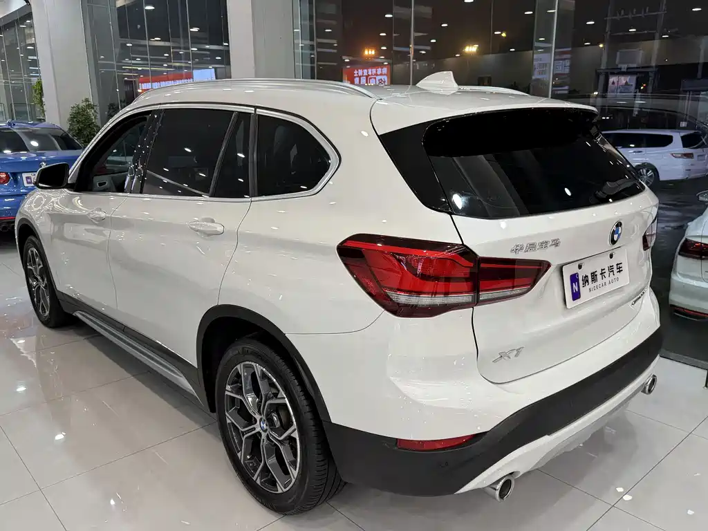 BMW BMW X1 2022 sDrive20Li Premium 2022 - thumbnail 6
