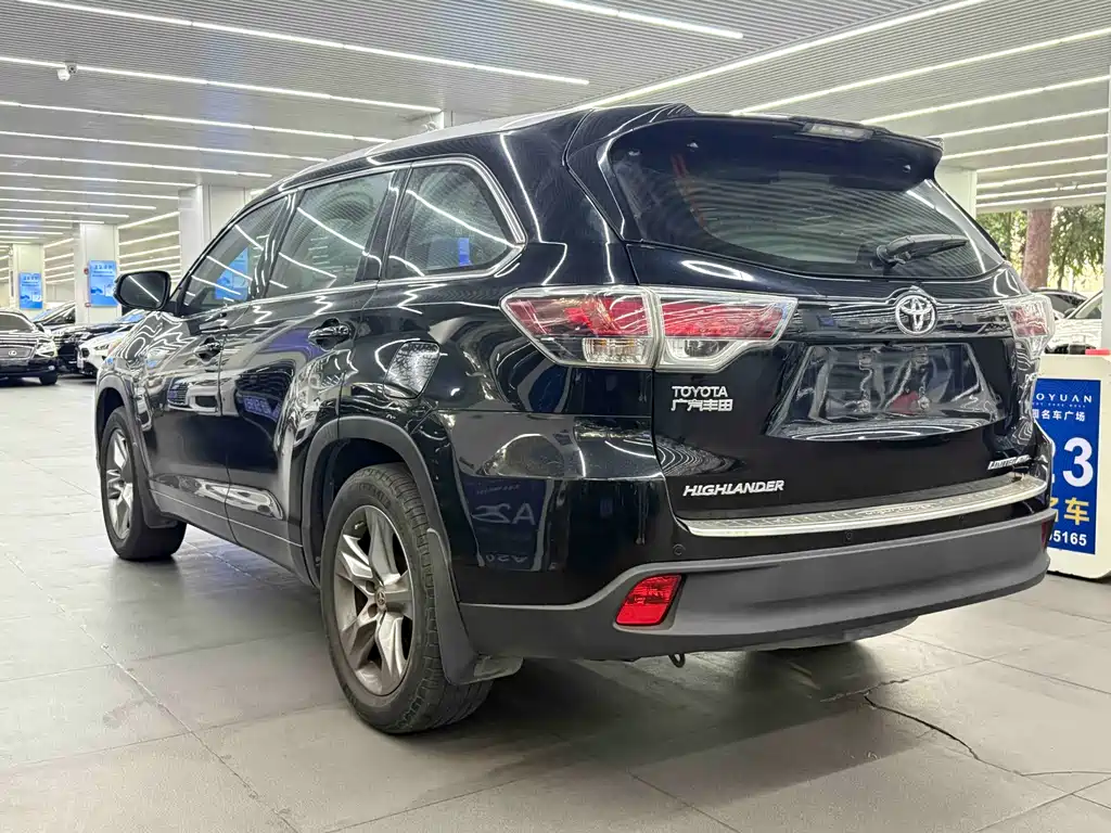 Toyota Toyota Highlander 2015 2.0T AWD Premium Edition 7-seater 2015 - thumbnail 6