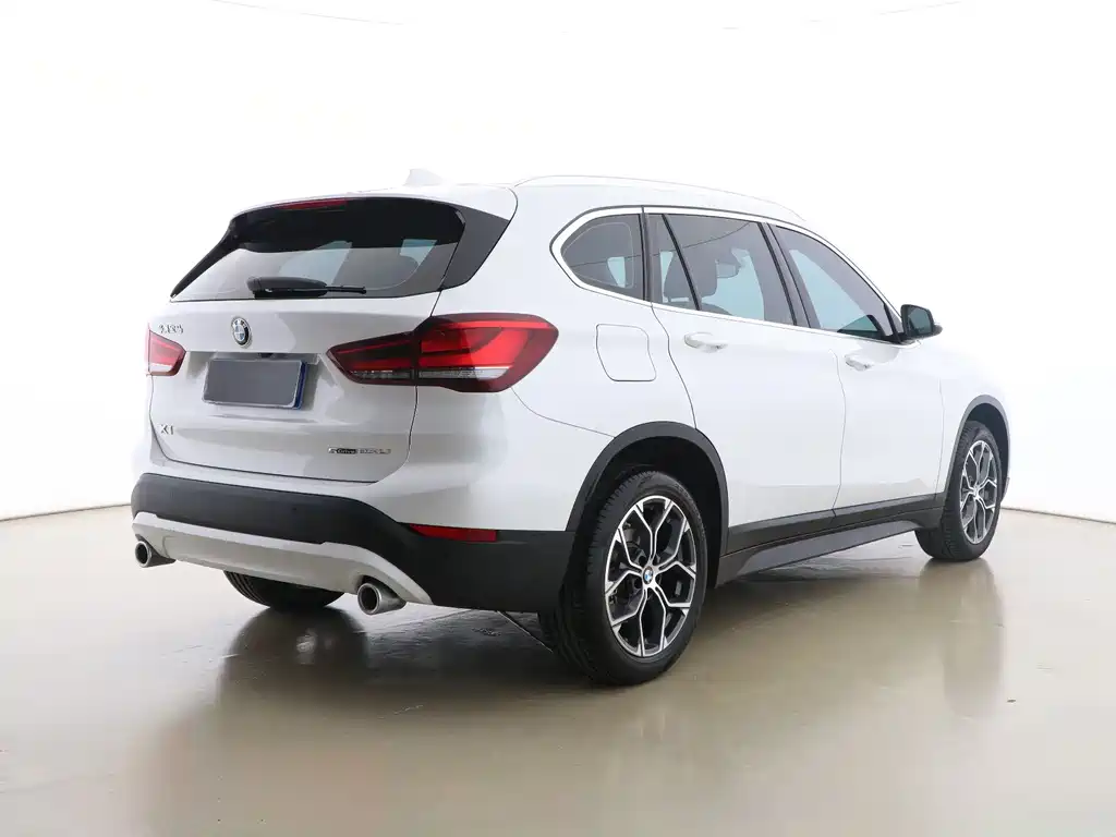 BMW BMW X1 2022 sDrive25Li Leading Edition 2023 - thumbnail 5