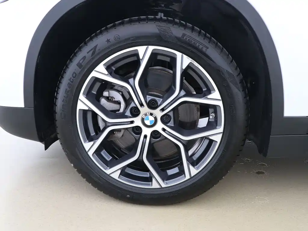 BMW BMW X1 2022 sDrive25Li Leading Edition 2023 - thumbnail 13