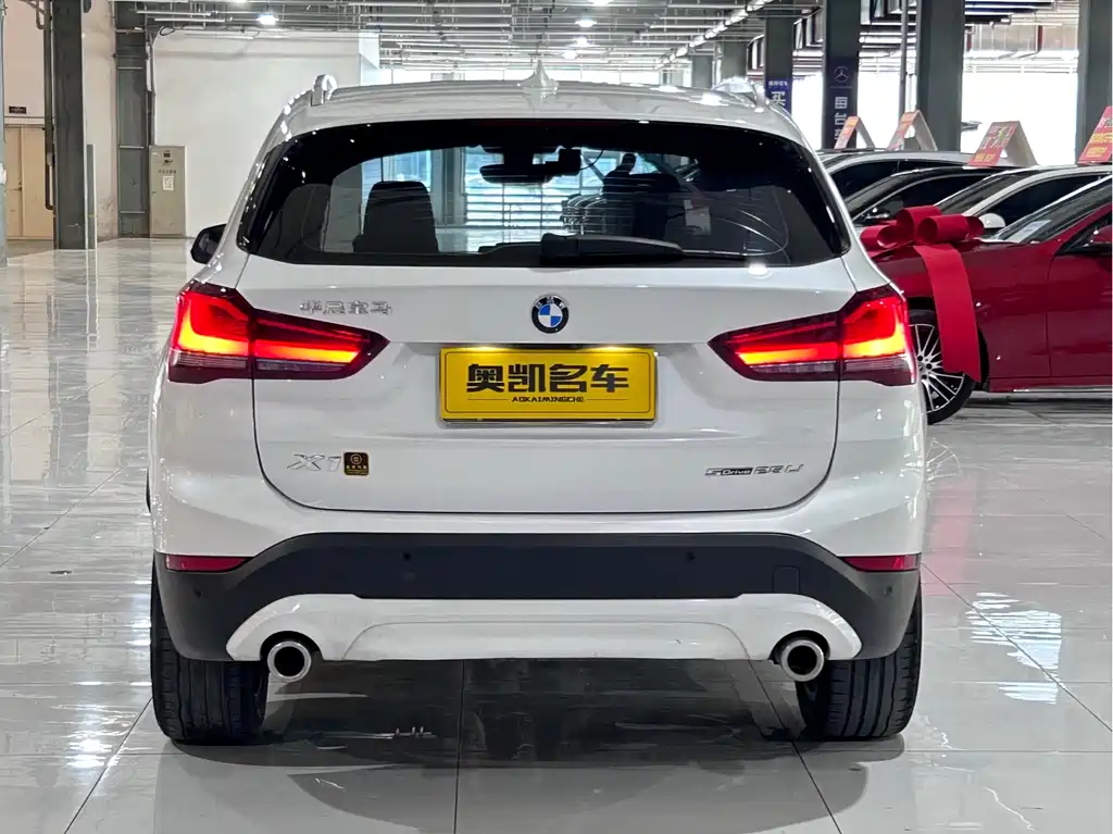 BMW BMW X1 2022 sDrive25Li Leading Edition 2022 - thumbnail 5