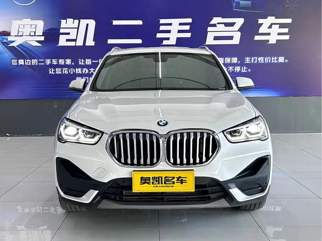 BMW BMW X1 2022 sDrive25Li Leading Edition 2023 - thumbnail 2