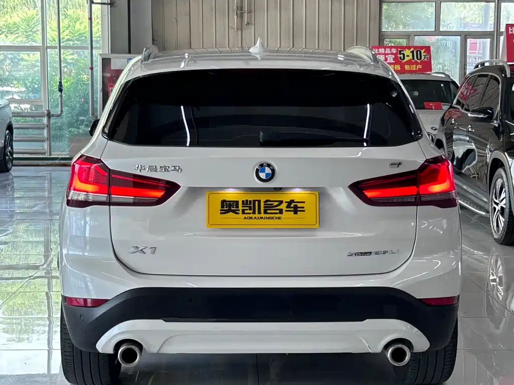 BMW BMW X1 2022 sDrive25Li Leading Edition 2023 - thumbnail 5
