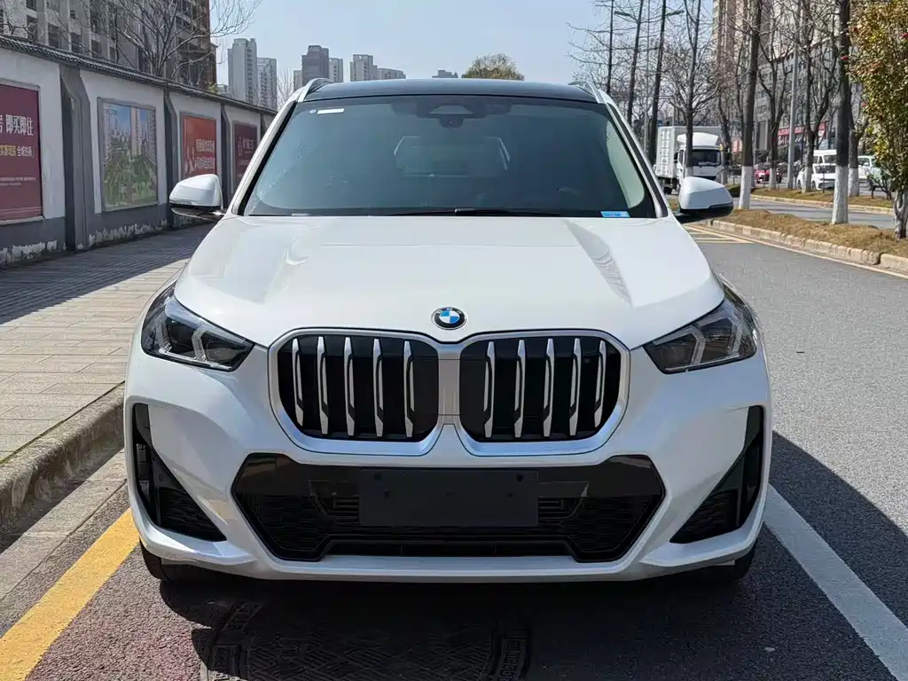 BMW BMW X1 2023 sDrive25Li M Sport Package 2023 - thumbnail 2