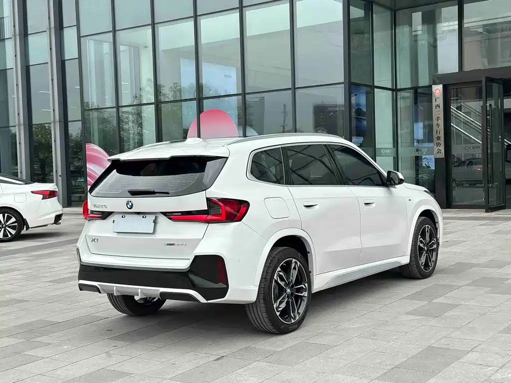 BMW BMW X1 2023 sDrive25Li M Sport Package 2023 - thumbnail 4