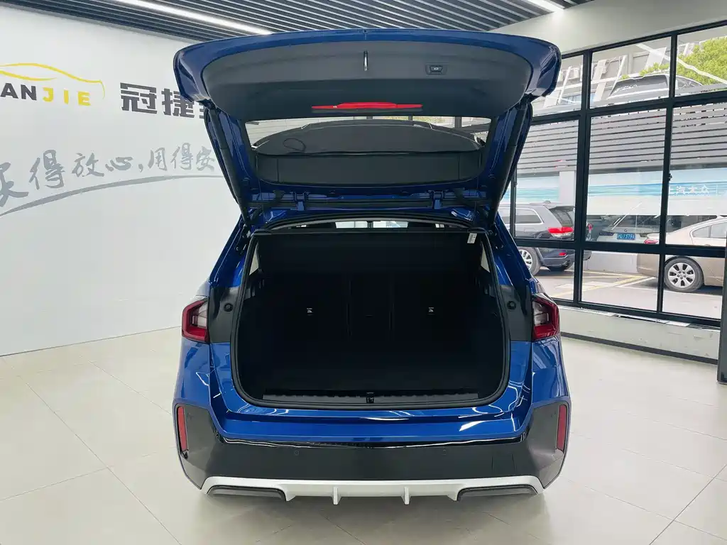 BMW BMW X1 2023 sDrive25Li M Sport Package 2023 - thumbnail 14
