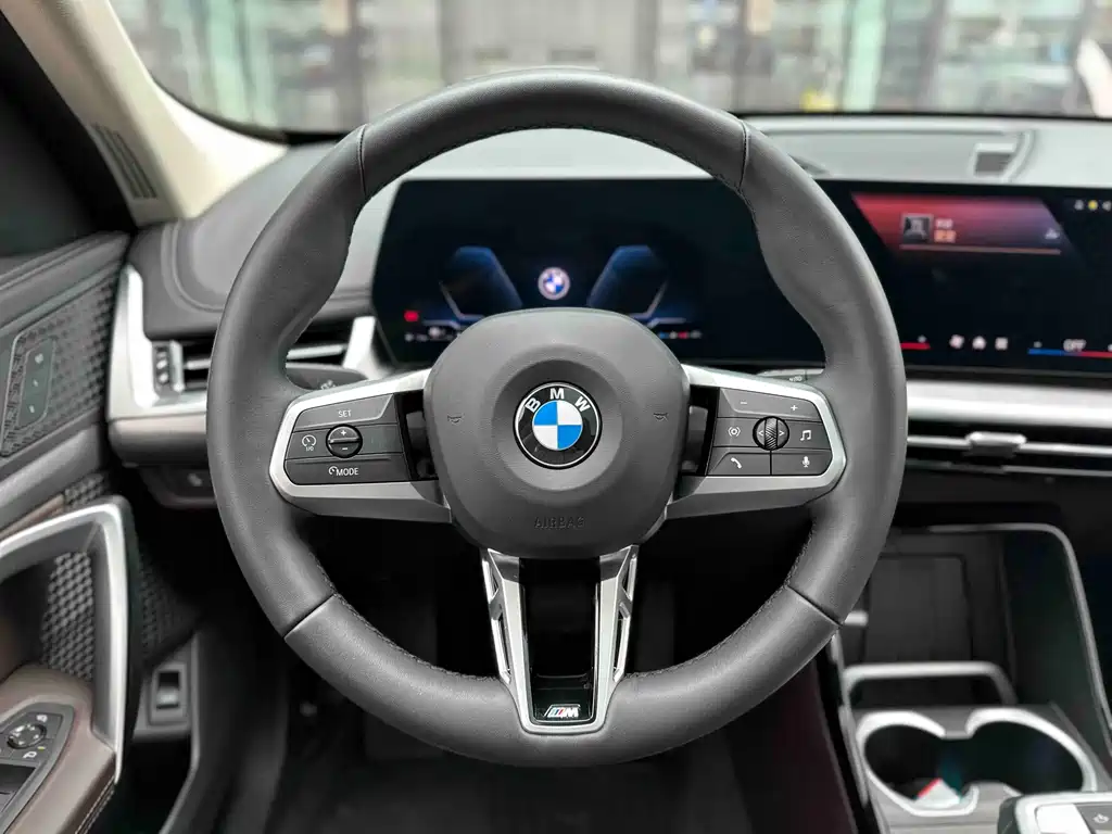 BMW BMW X1 2023 sDrive25Li M Sport Package 2023 - thumbnail 11