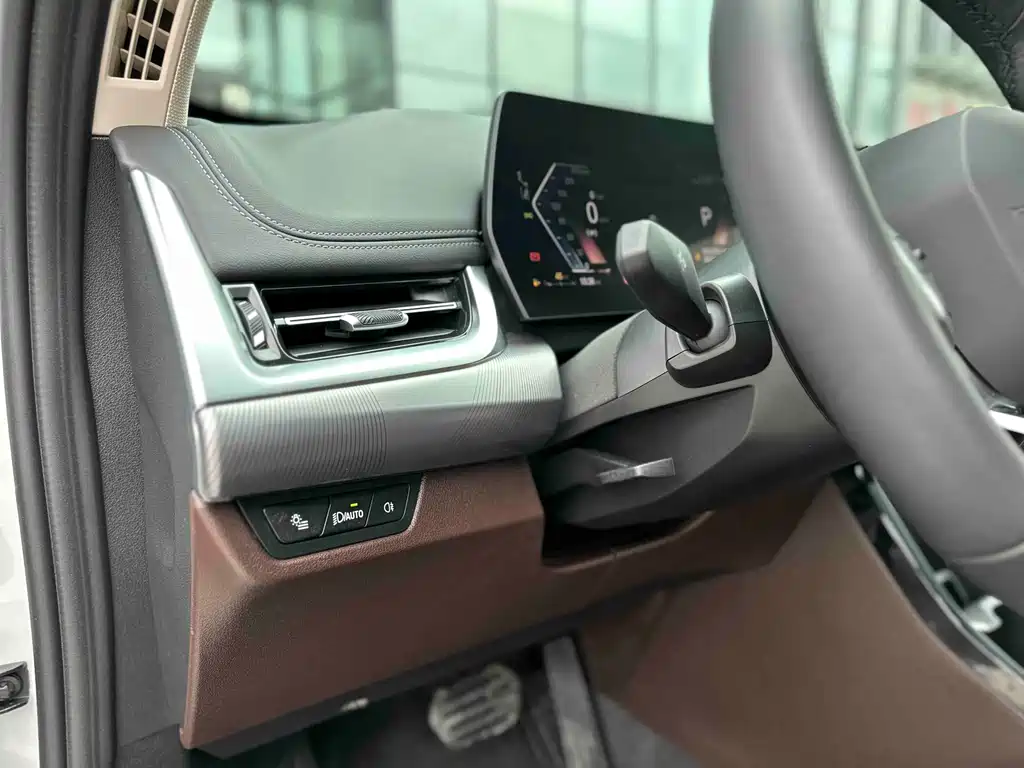 BMW BMW X1 2023 sDrive25Li M Sport Package 2023 - thumbnail 20