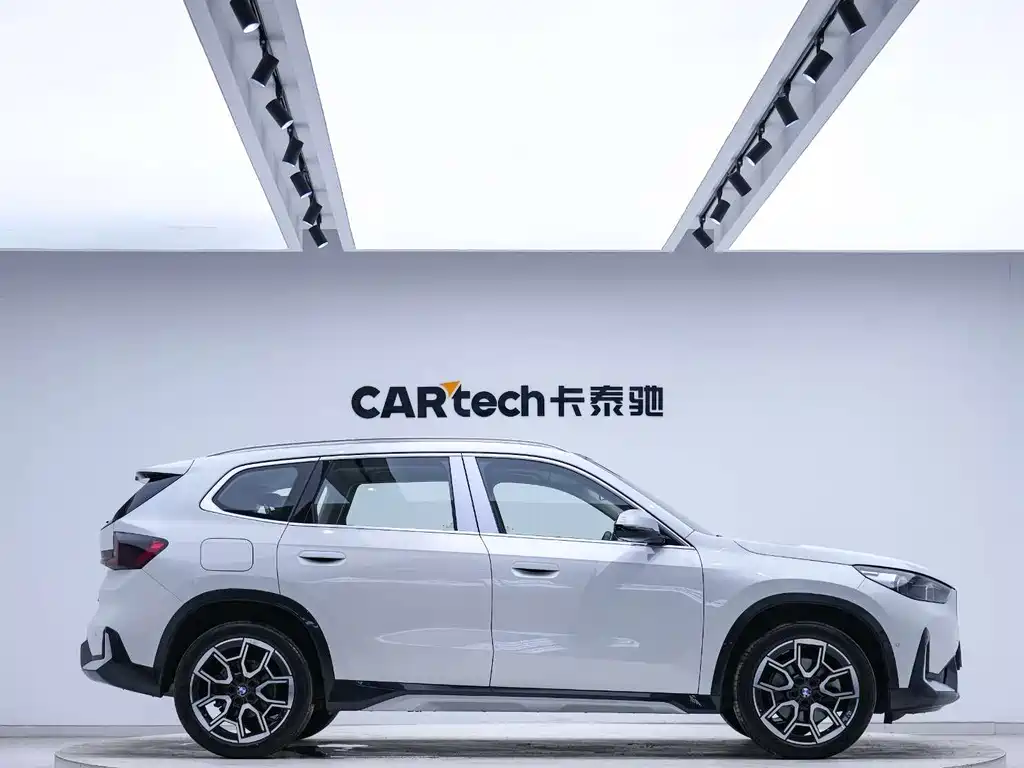 BMW BMW X1 2023 sDrive25Li X Design Package 2024 - thumbnail 2